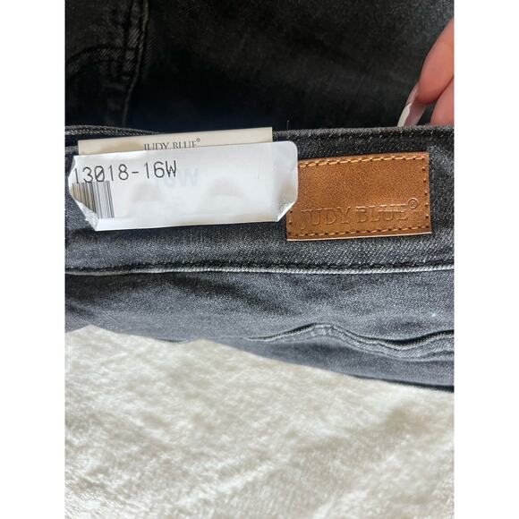 NWT Judy Blue Boyfriend Fit Cuffed Jeans Sz 16W Women’s JB88130 Black Pants NEW - Picture 12 of 16